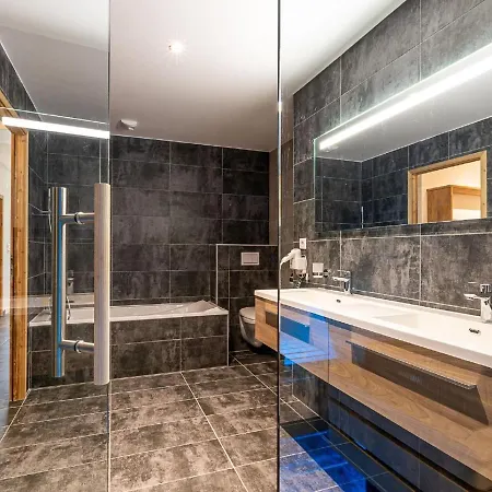 Apartmán Luxurious With Private Sauna